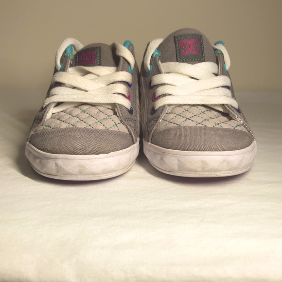 Girls Etnies Sneakers Size 12 Youth Shoes Logo - Picture 4 of 10